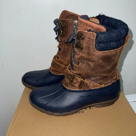 Sperry Brown and Blue Boots - Picture 3 of 8